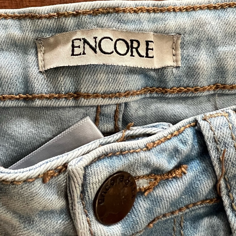 Encore Jeans - Picture 7 of 7